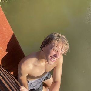 Meet your Posher, Aaron